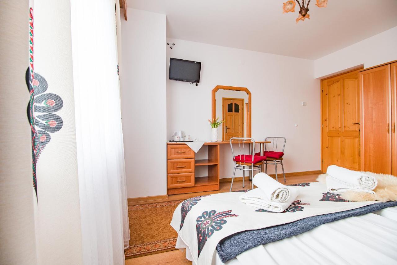 Willa Wrzos Bed & Breakfast Zakopane Bagian luar foto